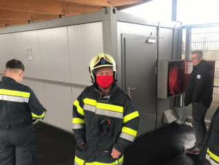 075587C2-F9B3-4F40-9B6D-5DBB562158D0