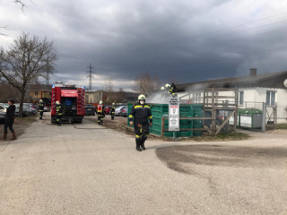 FAE8D650-5406-4EBB-AB1A-D801C3AB0EF7