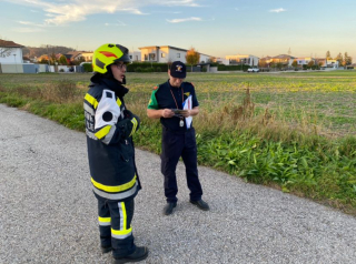 F612F325-57AB-4A7E-B2F1-55519CF7775A